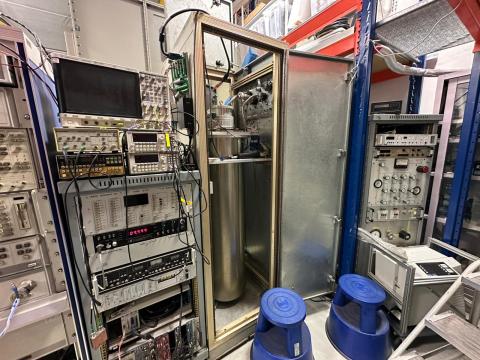 Criostato a diluizione con sistema misura SQUID